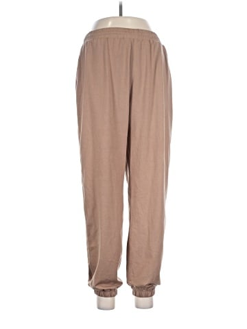 Vuori Casual Pants (view 1)