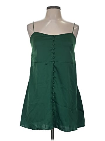 Urban Outfitters Casual Dress (view 1)