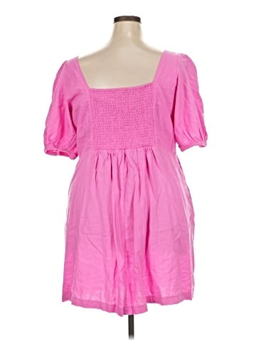 Old Navy Casual Dress (view 2)