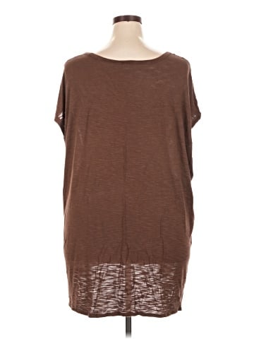 Old Navy Sleeveless T-Shirt (view 2)