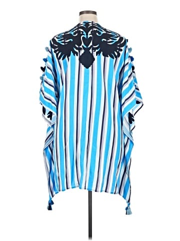 Figue Poncho (view 2)