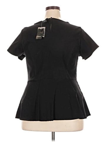 Torrid Short Sleeve Top (view 2)