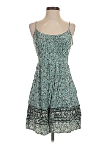 Old Navy Casual Dress (view 1)