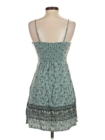 Old Navy Casual Dress (view 2)