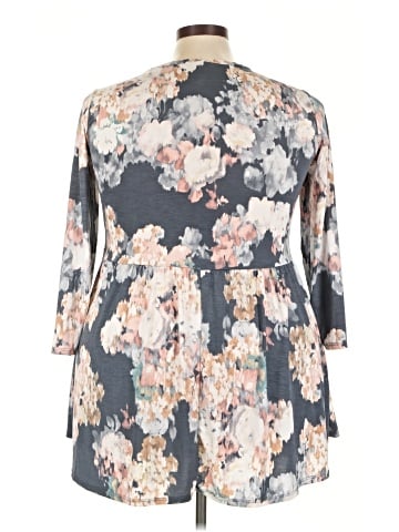 Unbranded 3/4 Sleeve Blouse (view 2)
