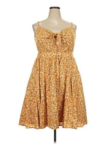 Retro Chic by Torrid Casual Dress (view 1)