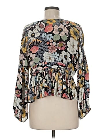 O'Neill 3/4 Sleeve Blouse (view 2)