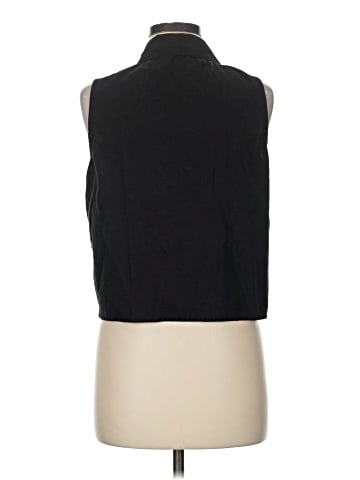 RD Style Sleeveless Button-Down Shirt (view 2)