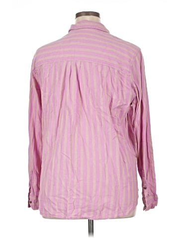 Universal Thread Long Sleeve Button-Down Shirt (view 2)