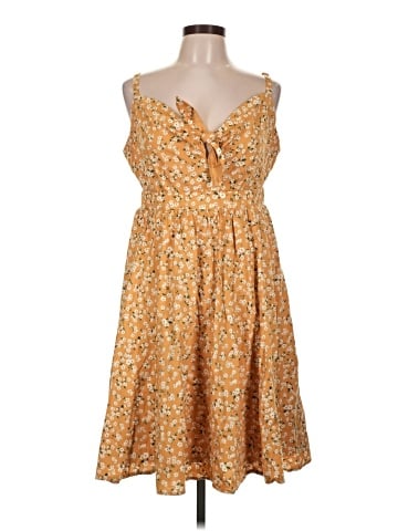 Retro Chic by Torrid Casual Dress (view 1)