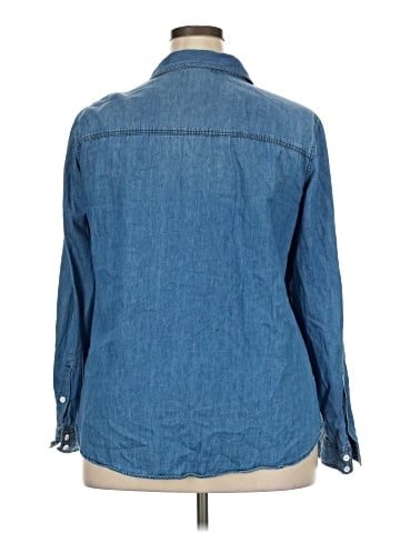 Torrid Long Sleeve Button-Down Shirt (view 2)