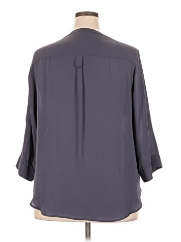Torrid 3/4 Sleeve T-Shirt (view 2)