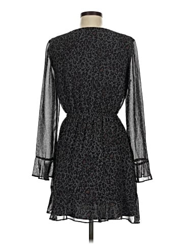 Cupcakes & Cashmere Casual Dress (view 2)