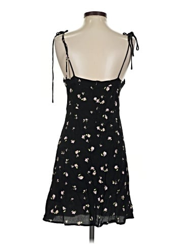 Sophie Rue Casual Dress (view 2)