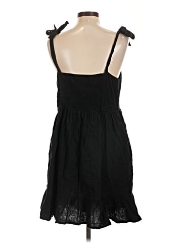Old Navy Casual Dress (view 2)