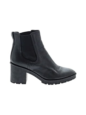 Vince. Ankle Boots (view 1)