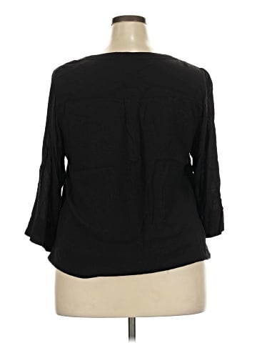 Torrid 3/4 Sleeve T-Shirt (view 2)