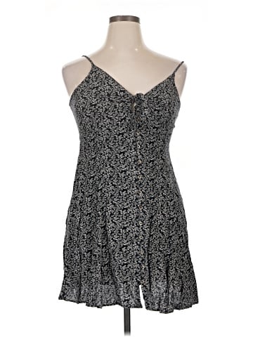 American Eagle Outfitters Cocktail Dress (view 1)