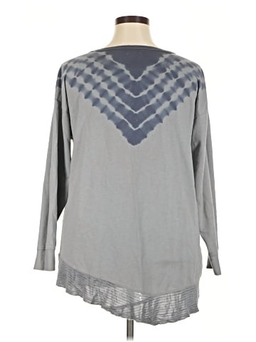 Maurices 3/4 Sleeve T-Shirt (view 2)