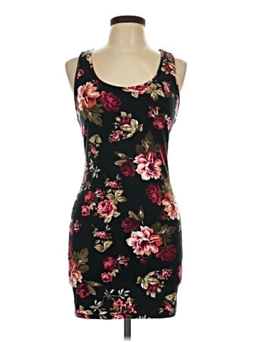 Fashion Nova Sleeveless Top (view 1)