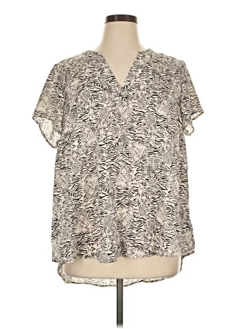 Torrid Sleeveless T-Shirt (view 1)