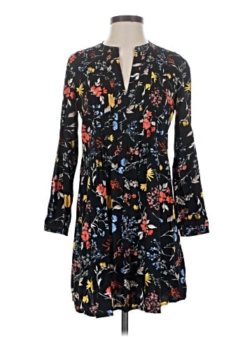 Old Navy Casual Dress (view 1)