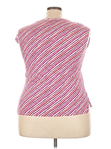 JCPenney Short Sleeve T-Shirt (view 2)
