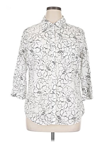 Croft & Barrow 3/4 Sleeve Button-Down Shirt (view 1)