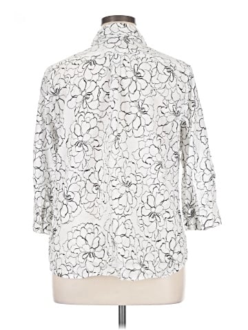 Croft & Barrow 3/4 Sleeve Button-Down Shirt (view 2)