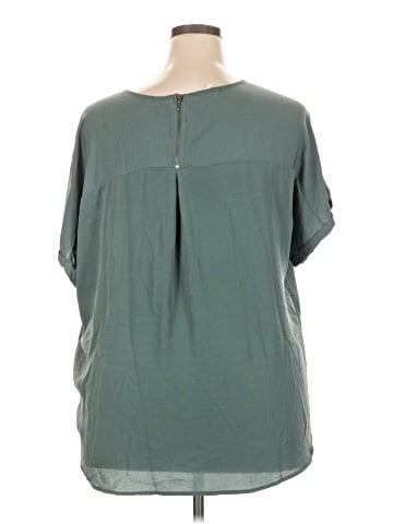 Maurices Short Sleeve Top (view 2)