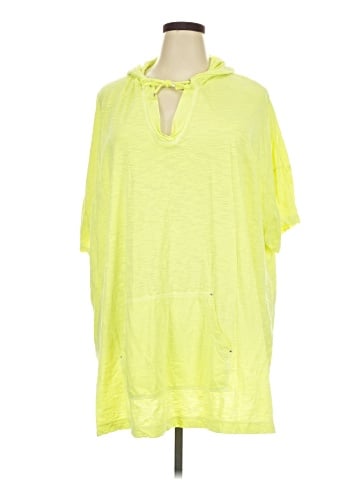 Catherines Short Sleeve Top (view 1)