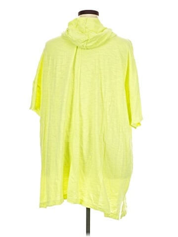 Catherines Short Sleeve Top (view 2)
