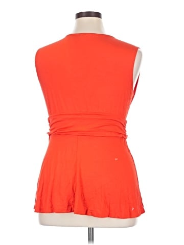 Soprano Sleeveless Top (view 2)