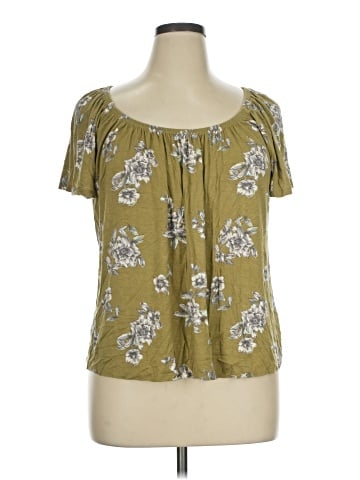 Lane Bryant Short Sleeve T-Shirt (view 1)
