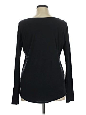 Lululemon Athletica Long Sleeve T-Shirt (view 2)