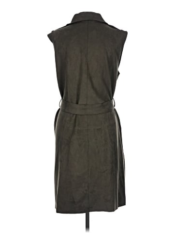 Tahari Trenchcoat (view 2)