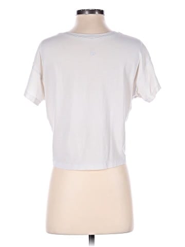 Lululemon Athletica Short Sleeve T-Shirt (view 2)