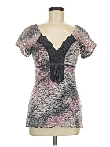 Studio Y Short Sleeve Top (view 1)