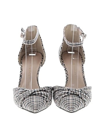 Kelly & Katie Heels (view 2)