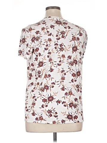 24/7 Maurices Short Sleeve Top (view 2)