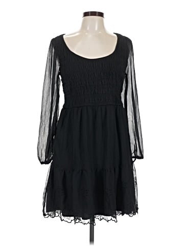 Old Navy Casual Dress (view 1)