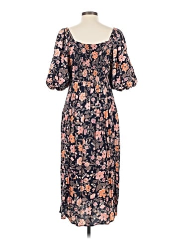 Old Navy Casual Dress (view 2)