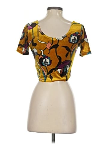Timing Short Sleeve Top (view 2)