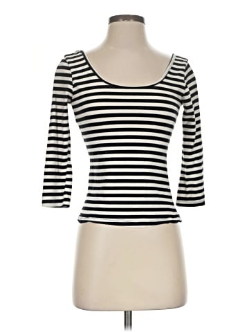 Charlotte Russe 3/4 Sleeve T-Shirt (view 1)