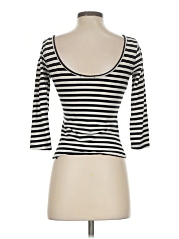 Charlotte Russe 3/4 Sleeve T-Shirt (view 2)