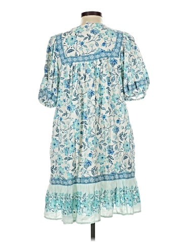 Old Navy Casual Dress (view 2)
