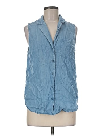Who What Wear Sleeveless Button-Down Shirt (view 1)