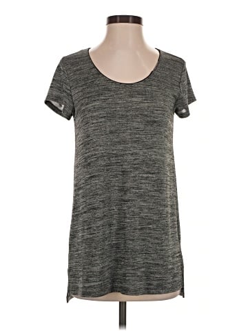 Vince. Short Sleeve Top (view 1)