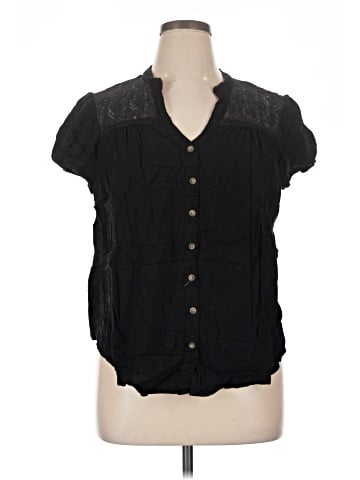 Torrid Short Sleeve Blouse (view 1)