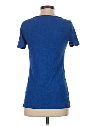 Ellen Tracy Short Sleeve T-Shirt (view 2)